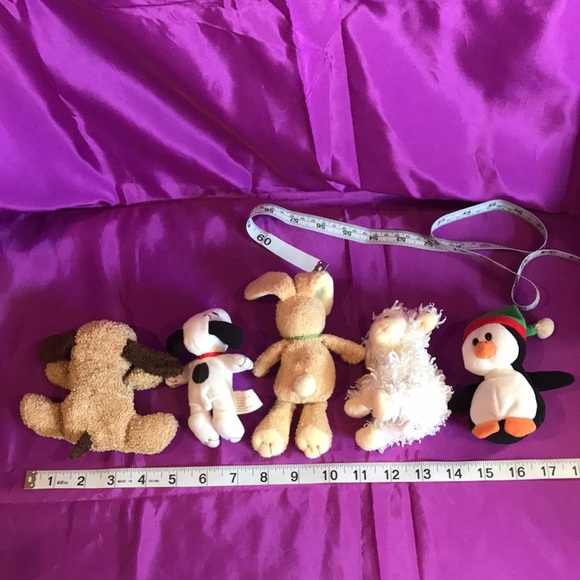 Lot of 5 small plush stuffed animals bunny Wendy's snoopy, penguin, dog, Ty lamb - Picture 9 of 16